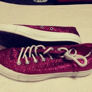 Women's Converse sneakers